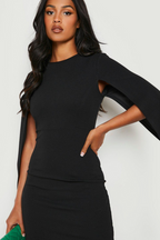 Vestido Midi Elegante de mangas tipo Capa y Corte Ajustado