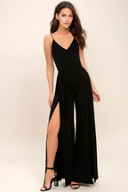 Enterizo Elegante-casual con Abertura y Tirantes Delgados
