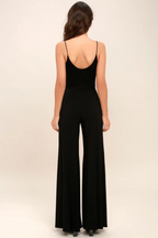 Enterizo Elegante-casual con Abertura y Tirantes Delgados