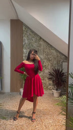 Vestido Asimétrico Manga Larga Hombros Descubiertos Mujer