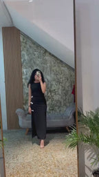 Vestido Midi-Largo Ajustado con Abertura Lateral y Detalles de Moños
