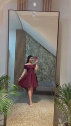 Vestido Semi Cola de Pato cuello bandeja